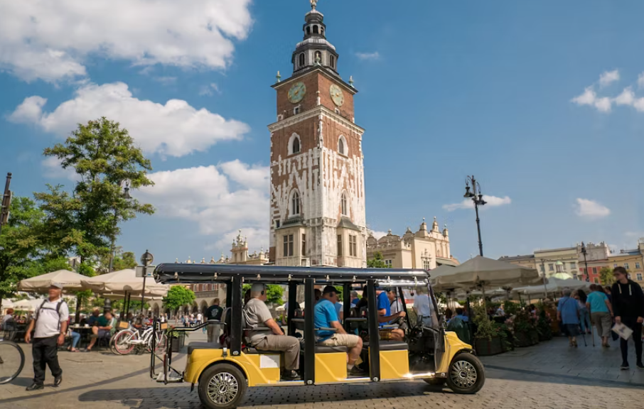 Electric Car Tour of Krakow City - Image 4